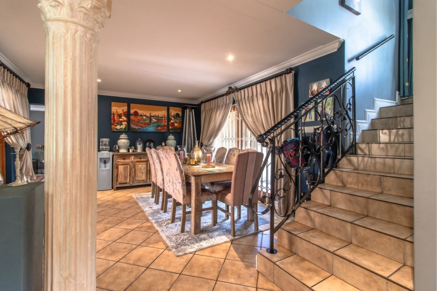 4 Bedroom Property for Sale in Ruimsig Gauteng
