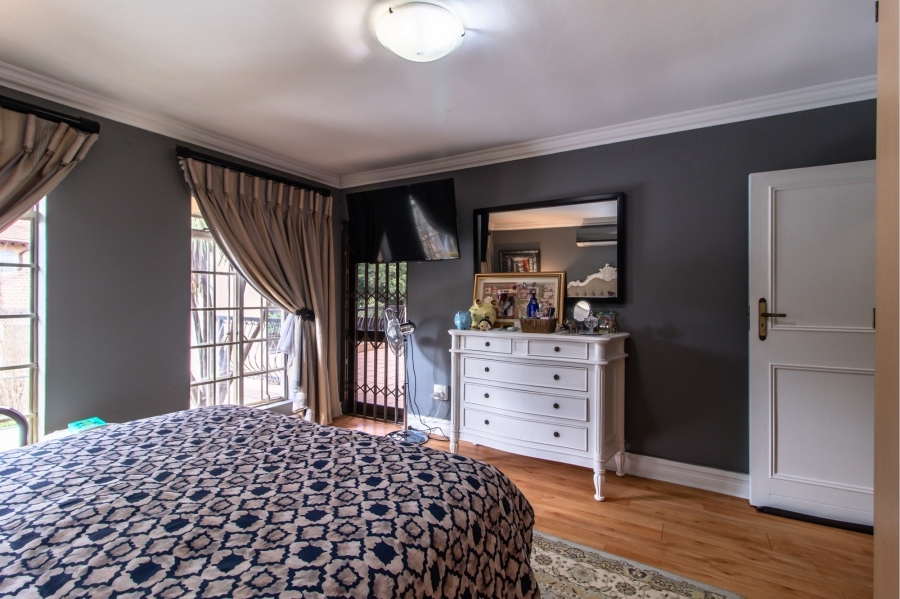 4 Bedroom Property for Sale in Ruimsig Gauteng