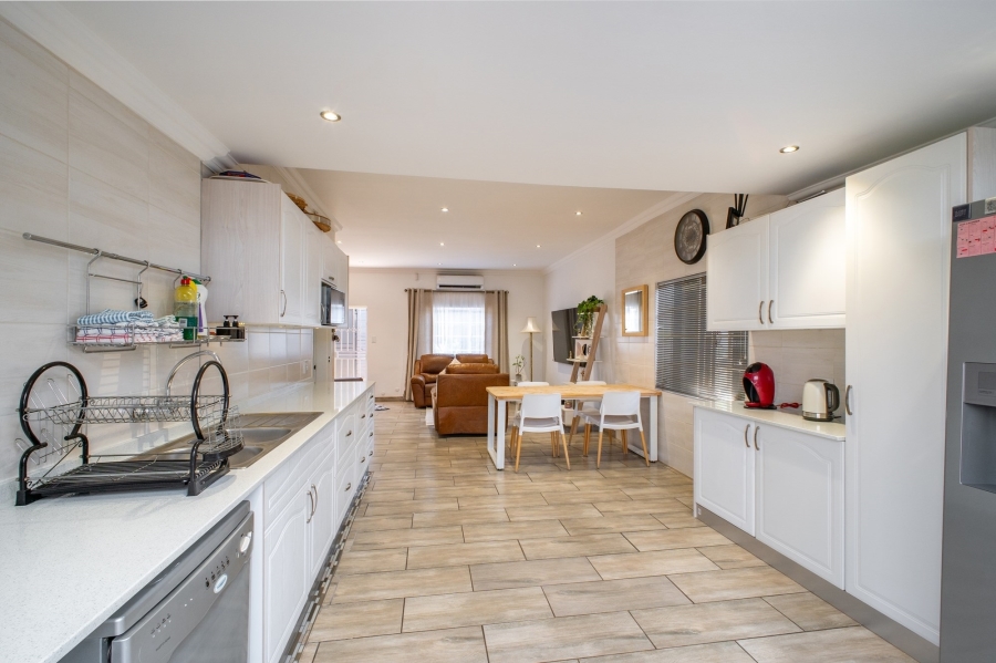 3 Bedroom Property for Sale in Newlands Gauteng
