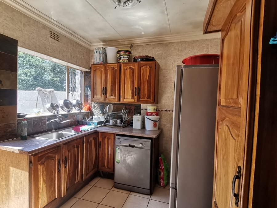 4 Bedroom Property for Sale in Brackenhurst Gauteng