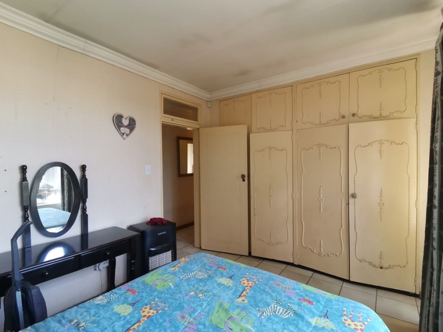 4 Bedroom Property for Sale in Brackenhurst Gauteng