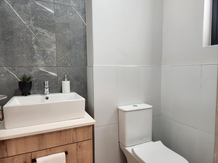 To Let 3 Bedroom Property for Rent in Bedfordview Gauteng