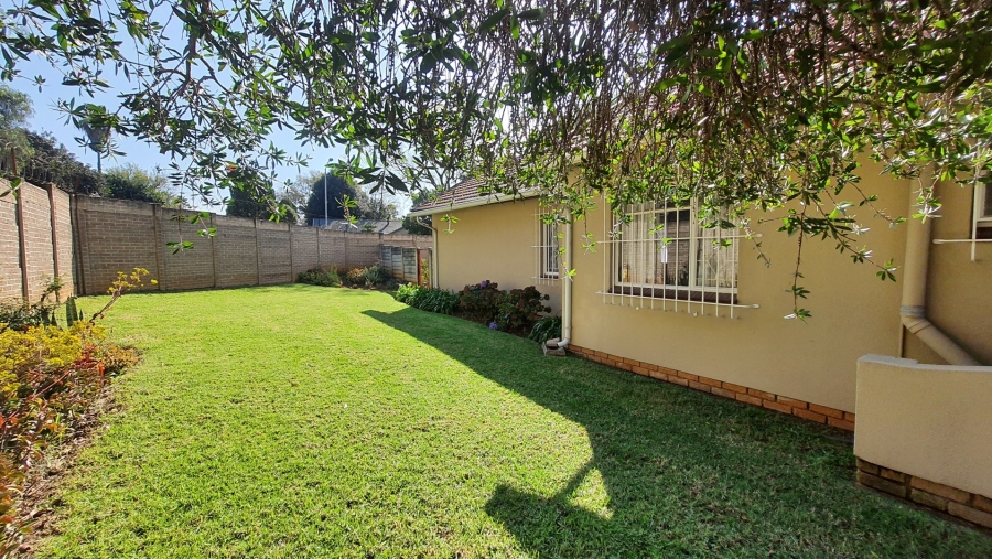 3 Bedroom Property for Sale in Weltevreden Park Gauteng