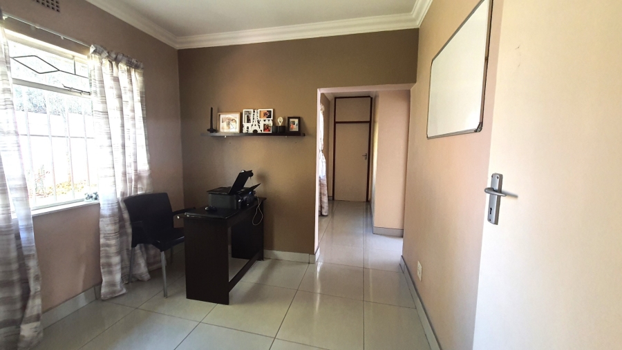 3 Bedroom Property for Sale in Weltevreden Park Gauteng