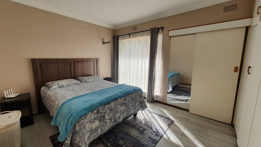 3 Bedroom Property for Sale in Weltevreden Park Gauteng