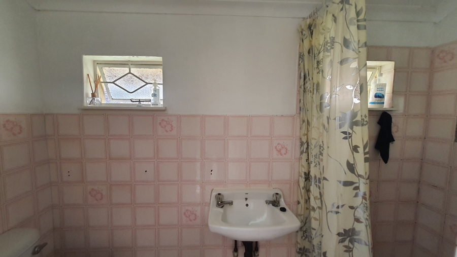 3 Bedroom Property for Sale in Weltevreden Park Gauteng