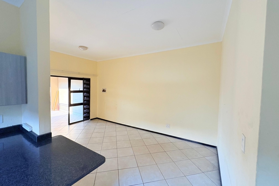 To Let 2 Bedroom Property for Rent in Goedeburg Gauteng