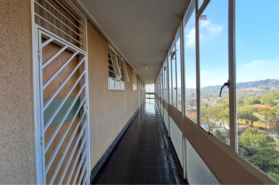 1 Bedroom Property for Sale in Kensington Gauteng