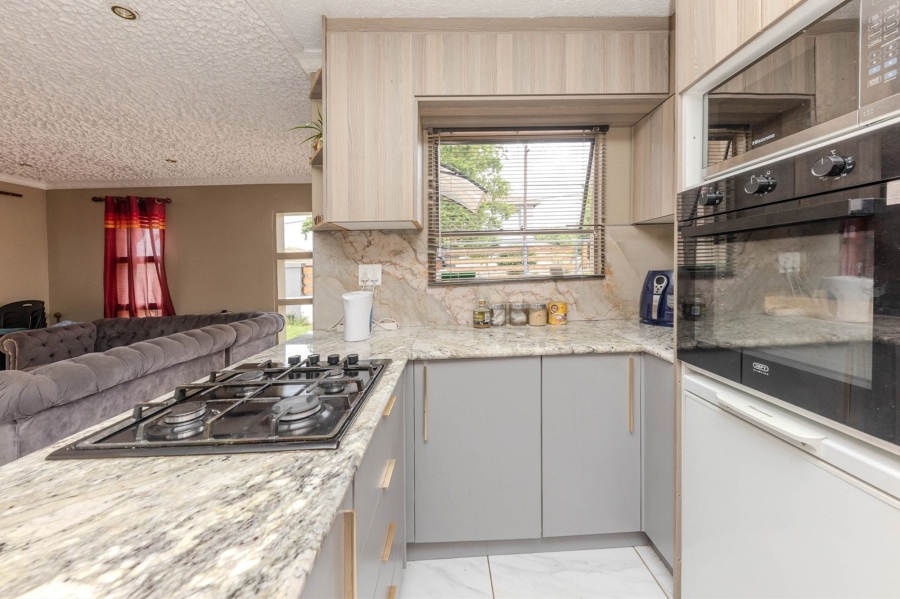 3 Bedroom Property for Sale in Cosmo City Gauteng