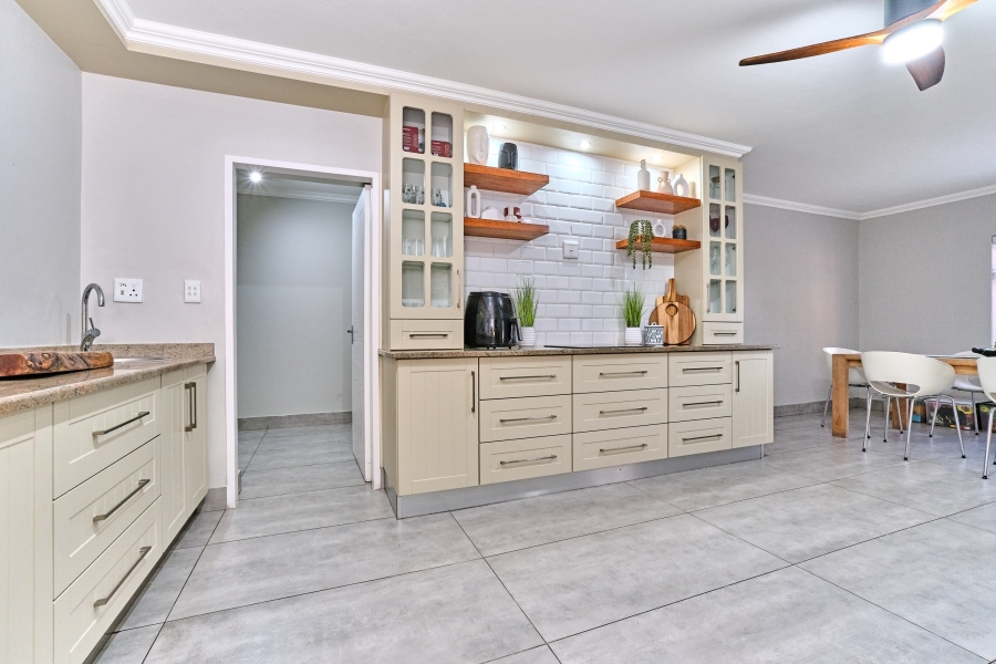 5 Bedroom Property for Sale in Dainfern Ridge Gauteng