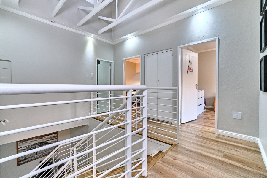 5 Bedroom Property for Sale in Dainfern Ridge Gauteng