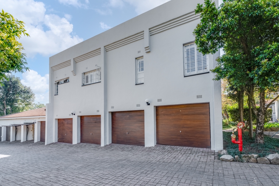 1 Bedroom Property for Sale in Bryanston Gauteng