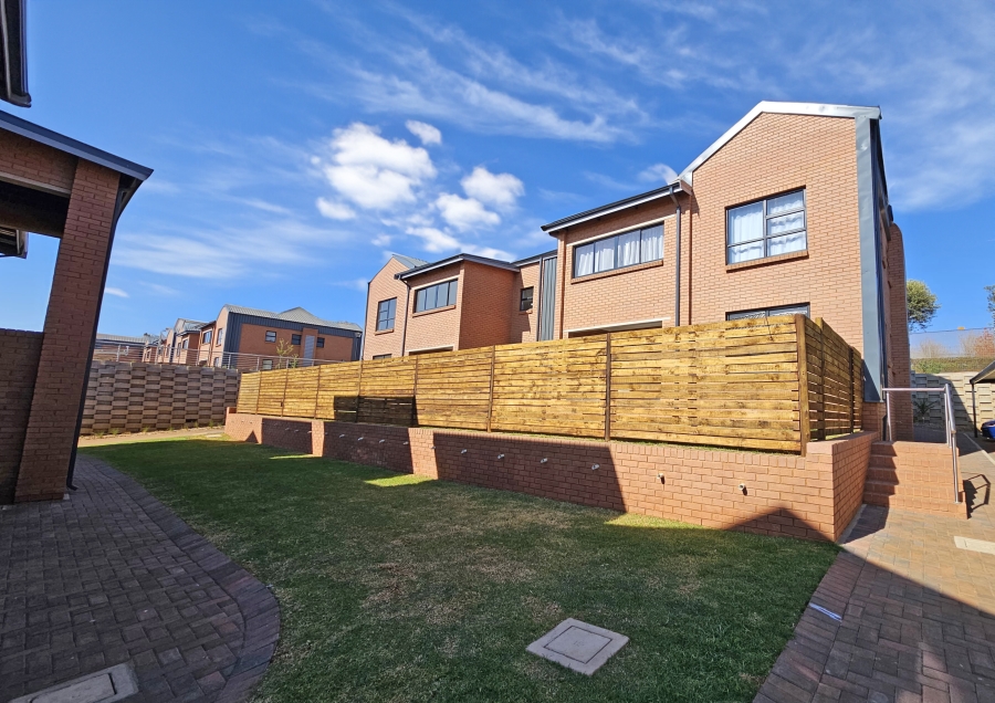 To Let 3 Bedroom Property for Rent in Irene Gauteng