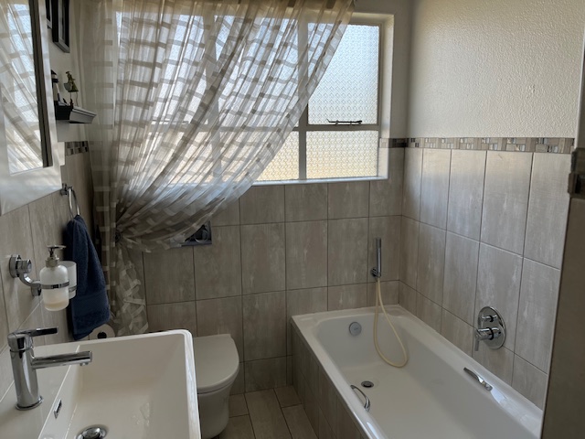 3 Bedroom Property for Sale in Croydon Gauteng