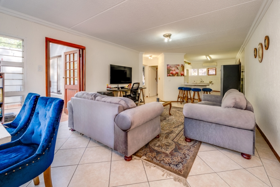 2 Bedroom Property for Sale in Bryanston Gauteng
