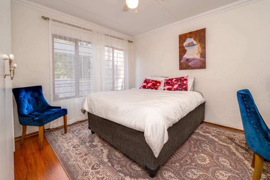2 Bedroom Property for Sale in Bryanston Gauteng