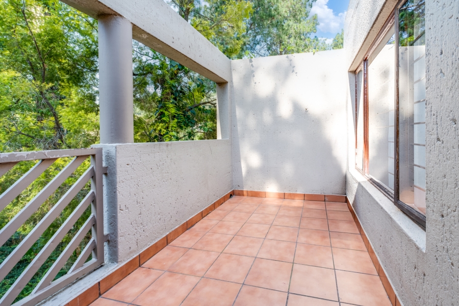 2 Bedroom Property for Sale in Bryanston Gauteng