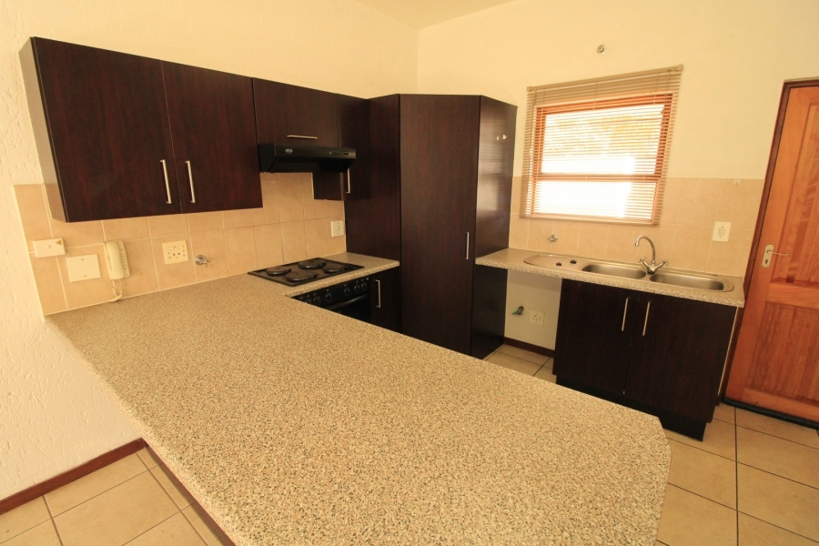To Let 1 Bedroom Property for Rent in Paulshof Gauteng