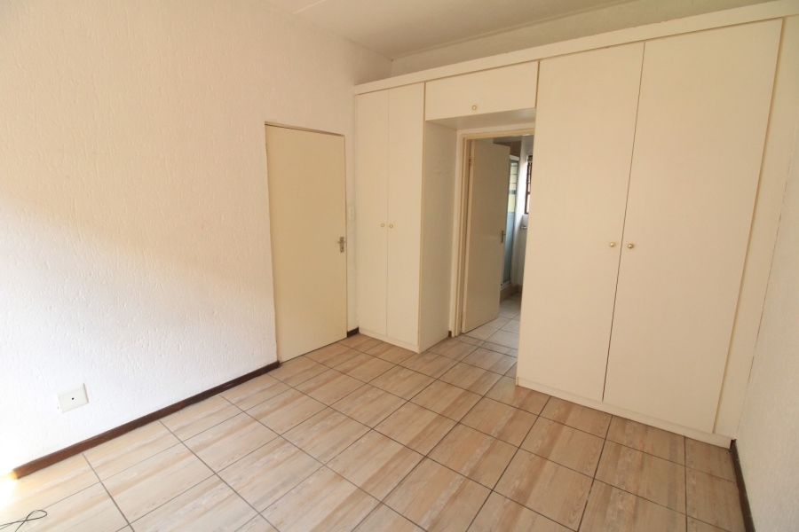 To Let 1 Bedroom Property for Rent in Paulshof Gauteng