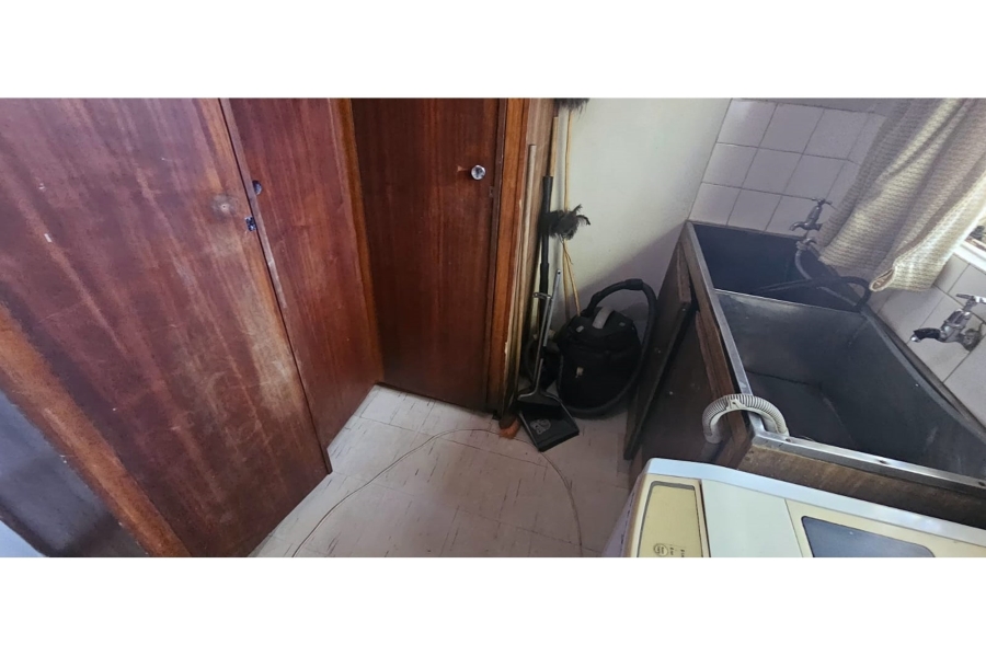 To Let 5 Bedroom Property for Rent in Casseldale Gauteng