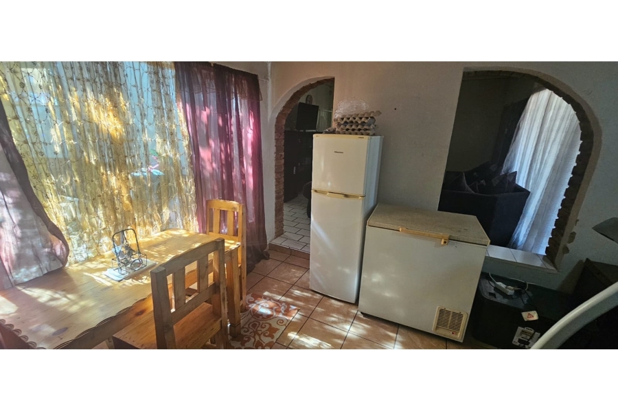 To Let 5 Bedroom Property for Rent in Casseldale Gauteng