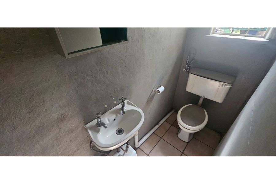 To Let 5 Bedroom Property for Rent in Casseldale Gauteng