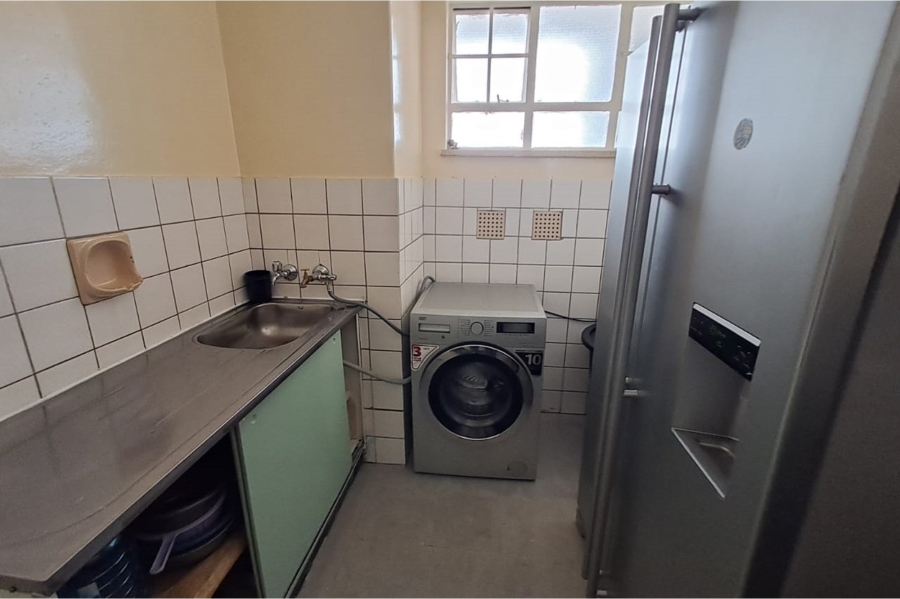 1 Bedroom Property for Sale in Berea Gauteng