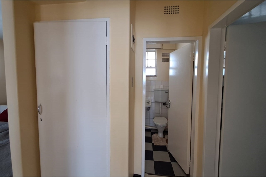1 Bedroom Property for Sale in Berea Gauteng
