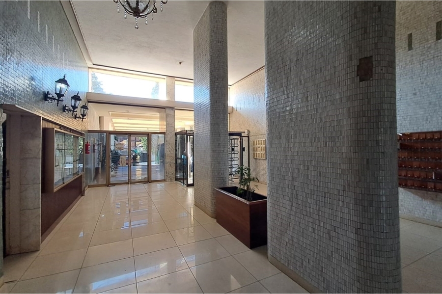 1 Bedroom Property for Sale in Berea Gauteng