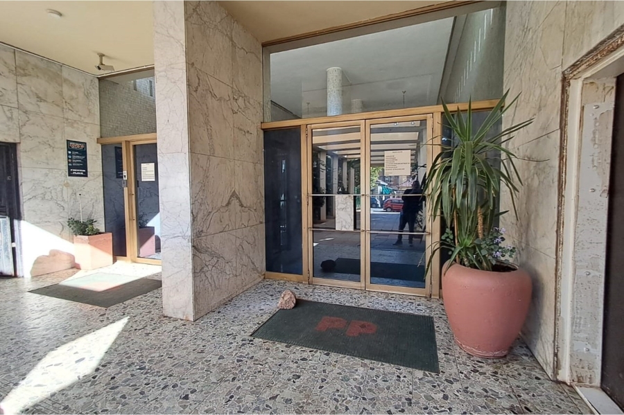 1 Bedroom Property for Sale in Berea Gauteng