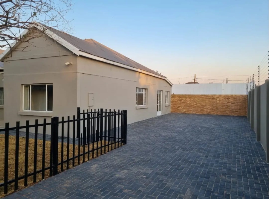 To Let 2 Bedroom Property for Rent in Brakpan Central Gauteng