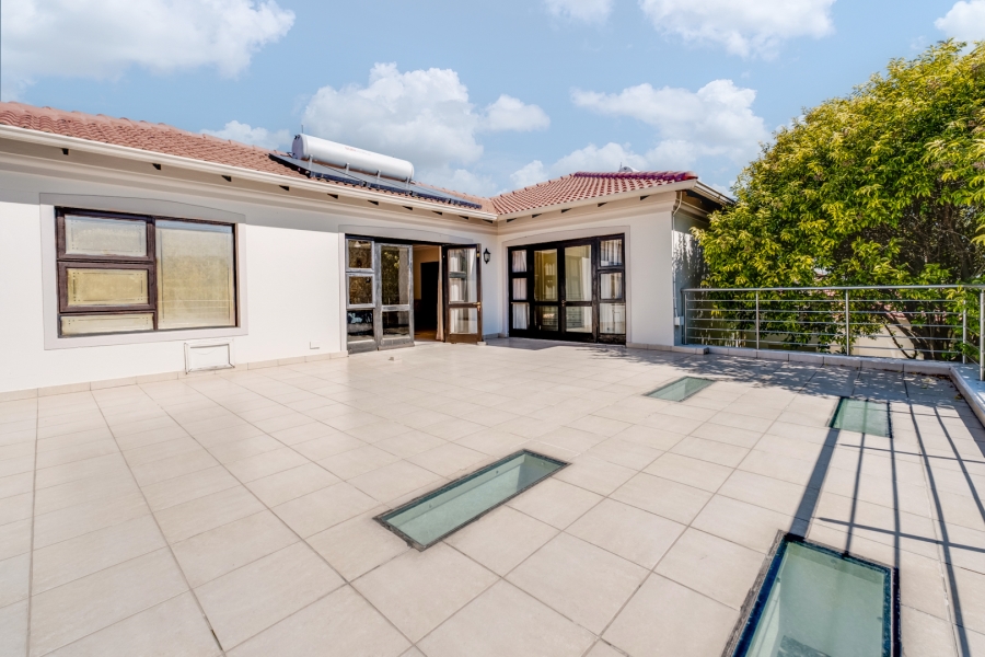 To Let 5 Bedroom Property for Rent in Fourways Gardens Gauteng
