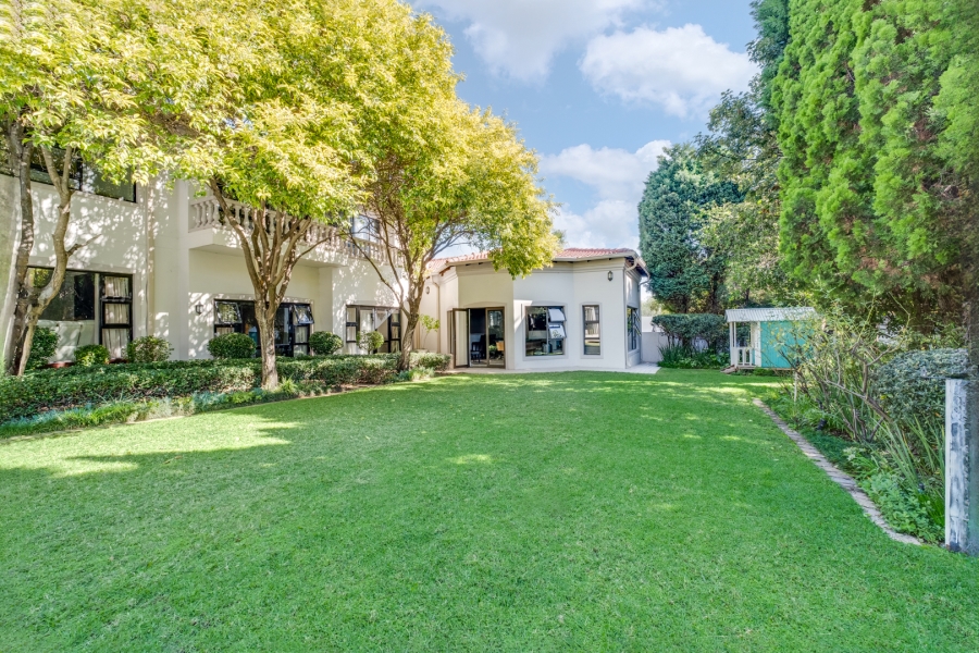To Let 5 Bedroom Property for Rent in Fourways Gardens Gauteng