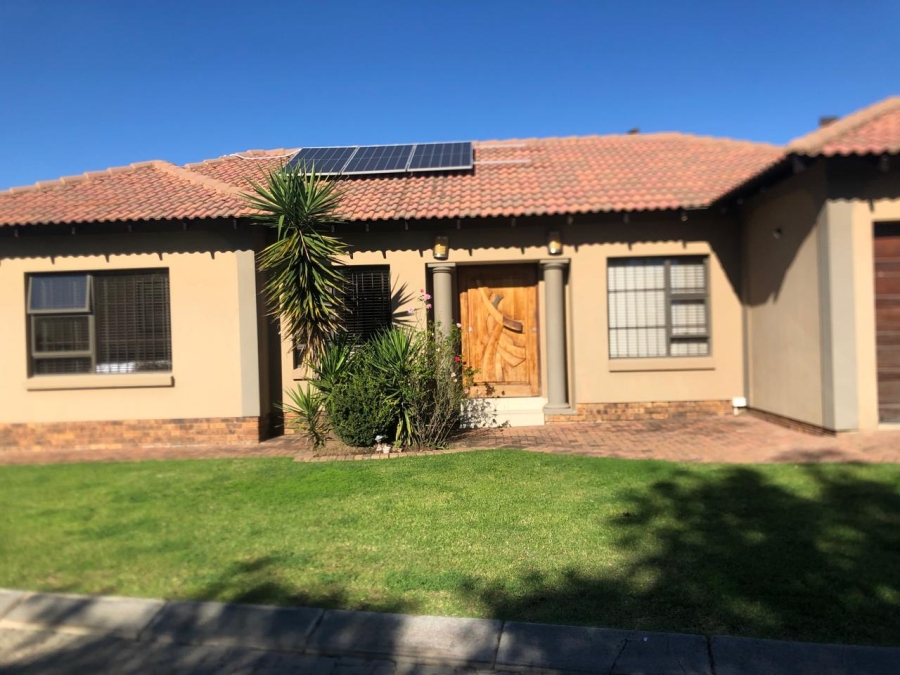 To Let 2 Bedroom Property for Rent in Witpoortjie AH Gauteng