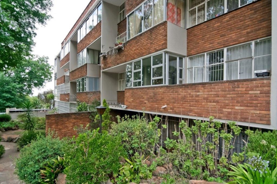 To Let 1 Bedroom Property for Rent in Cyrildene Gauteng