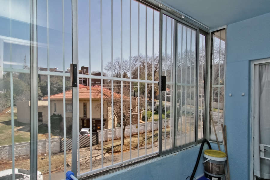 To Let 1 Bedroom Property for Rent in Cyrildene Gauteng