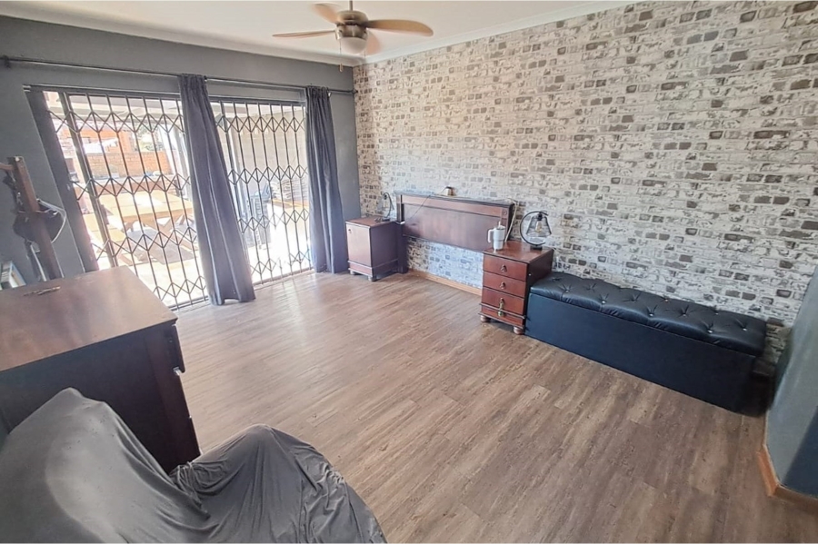 3 Bedroom Property for Sale in Wierda Park Gauteng