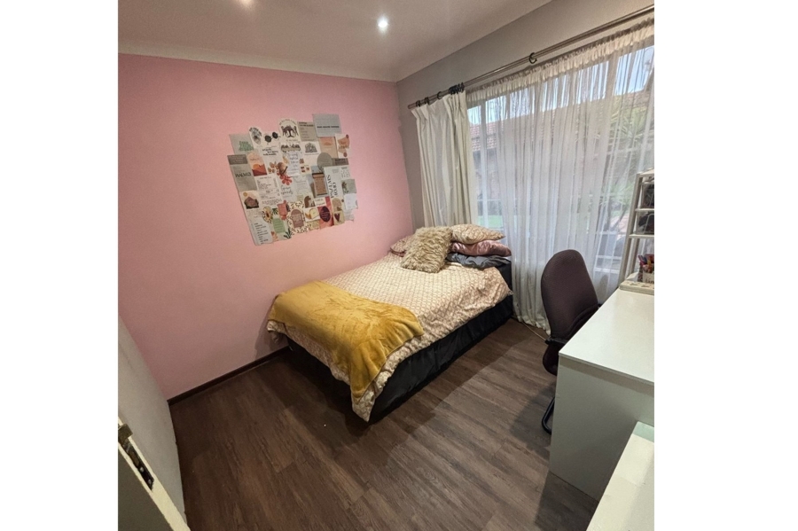 3 Bedroom Property for Sale in Wierda Park Gauteng
