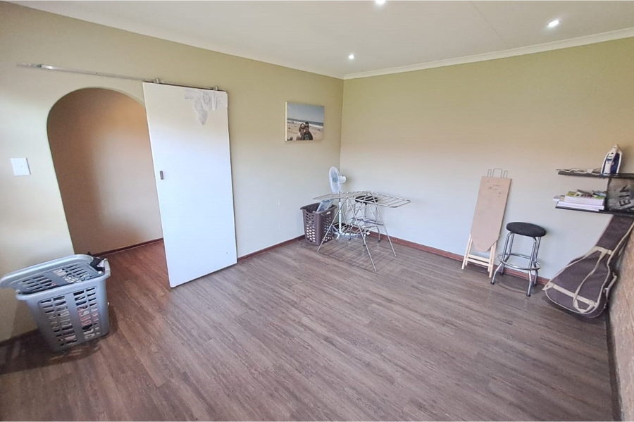 3 Bedroom Property for Sale in Wierda Park Gauteng