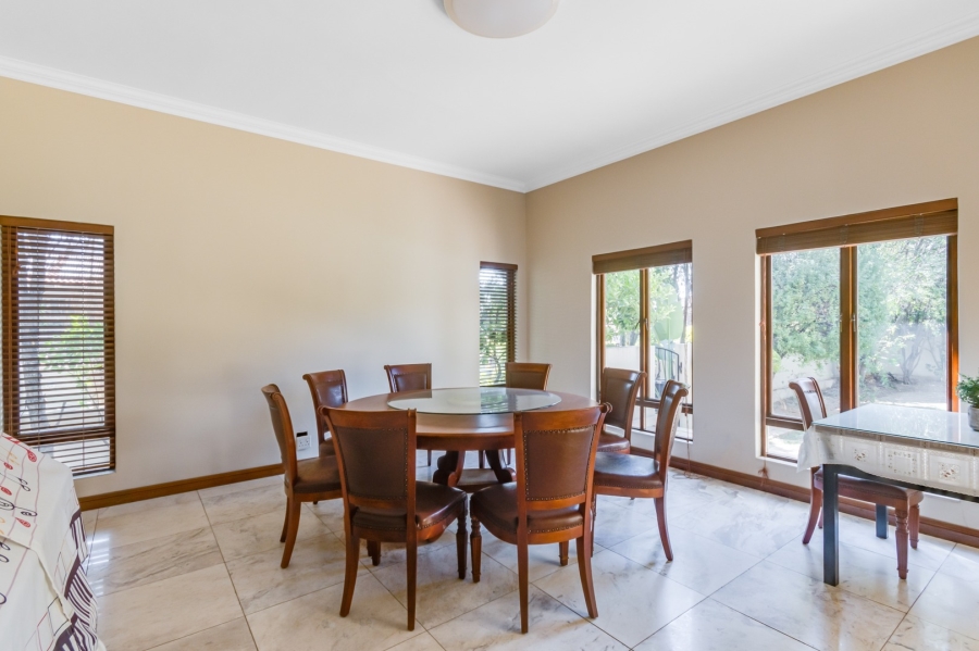 5 Bedroom Property for Sale in Dainfern Golf Estate Gauteng