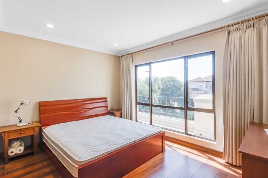 5 Bedroom Property for Sale in Dainfern Golf Estate Gauteng