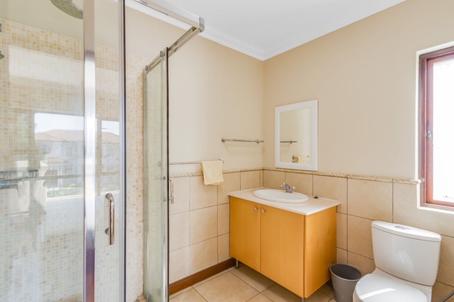 5 Bedroom Property for Sale in Dainfern Golf Estate Gauteng