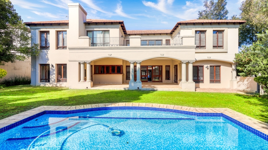5 Bedroom Property for Sale in Dainfern Golf Estate Gauteng