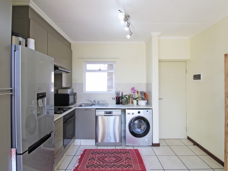 1 Bedroom Property for Sale in Bryanston Gauteng