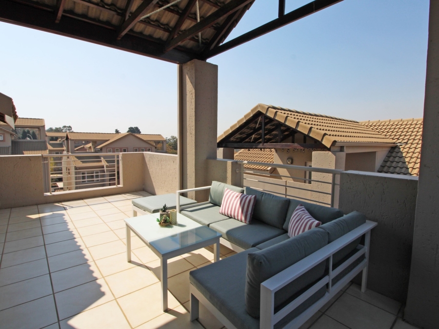 1 Bedroom Property for Sale in Bryanston Gauteng