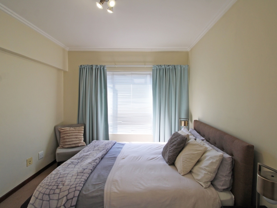 1 Bedroom Property for Sale in Bryanston Gauteng