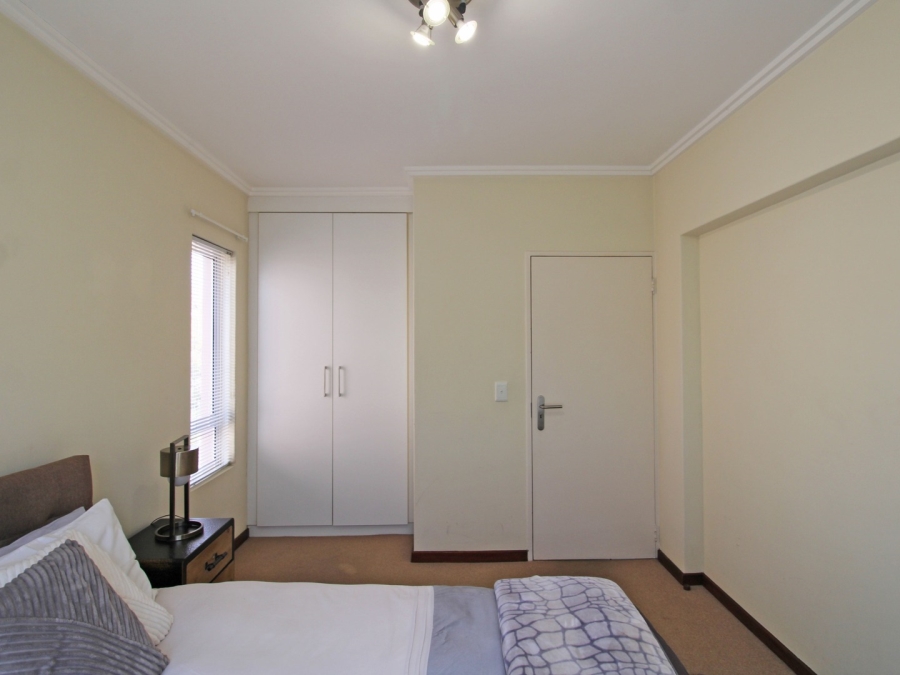1 Bedroom Property for Sale in Bryanston Gauteng