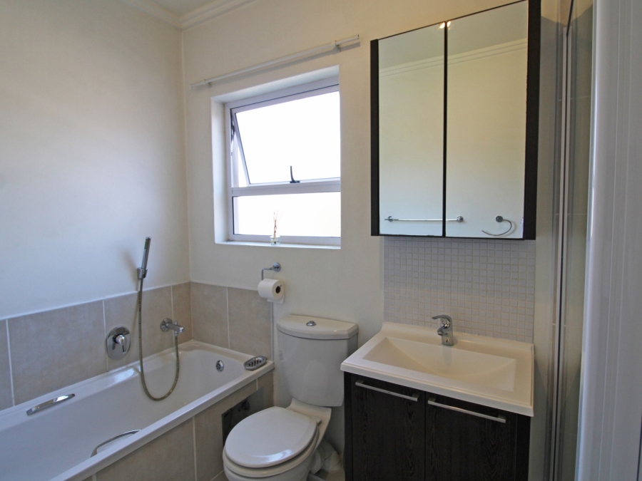 1 Bedroom Property for Sale in Bryanston Gauteng