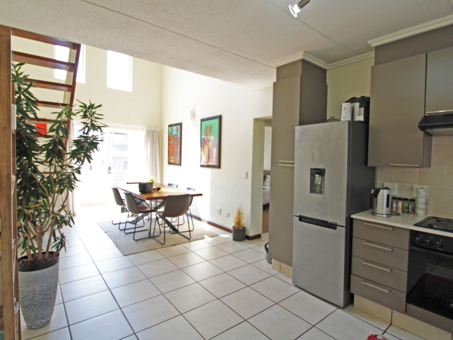 1 Bedroom Property for Sale in Bryanston Gauteng