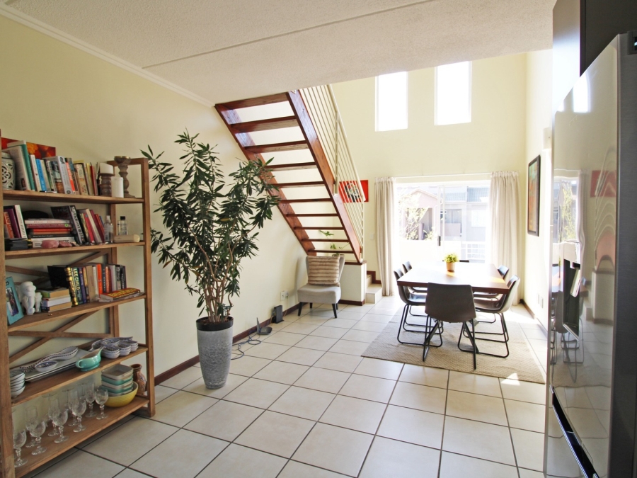 1 Bedroom Property for Sale in Bryanston Gauteng